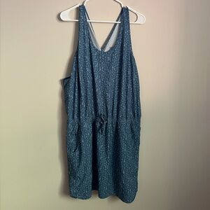Patagonia Women's Fleetwith Dress in Swamp Stamp: Pigeon Blue Size XL